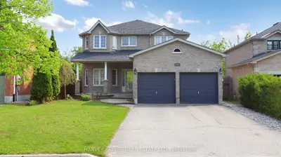 Detached in Barrie