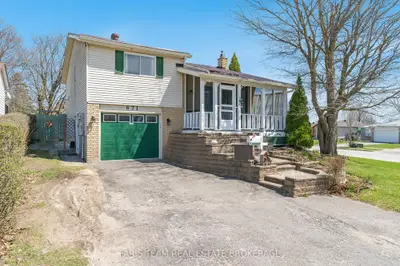 Detached in Midland