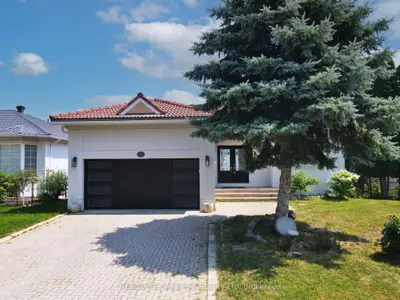 Detached in Midland