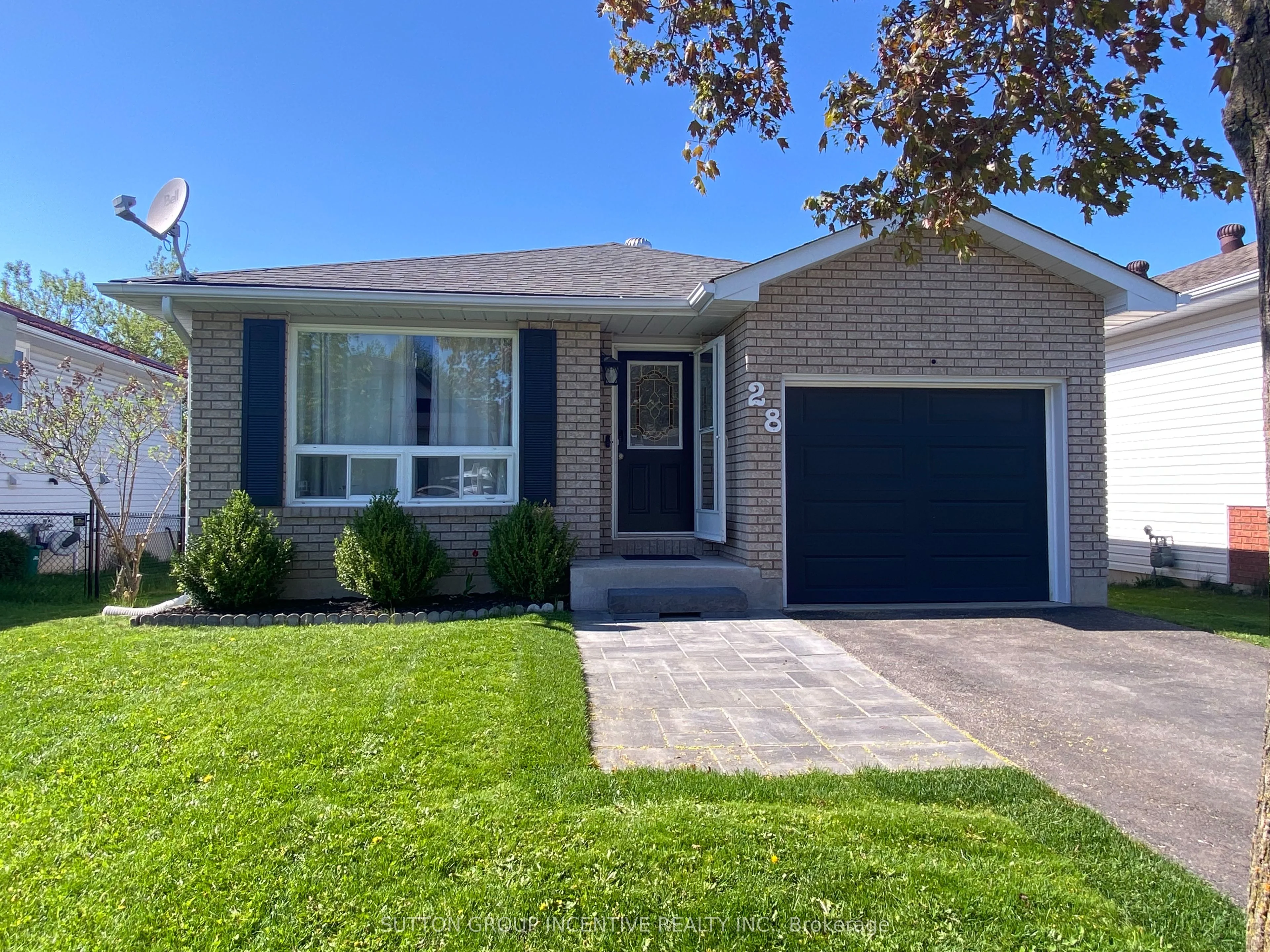 28 Courtney Crescent, Orillia, On L3v 7y2