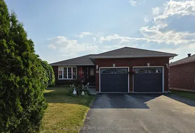 Detached in Orillia