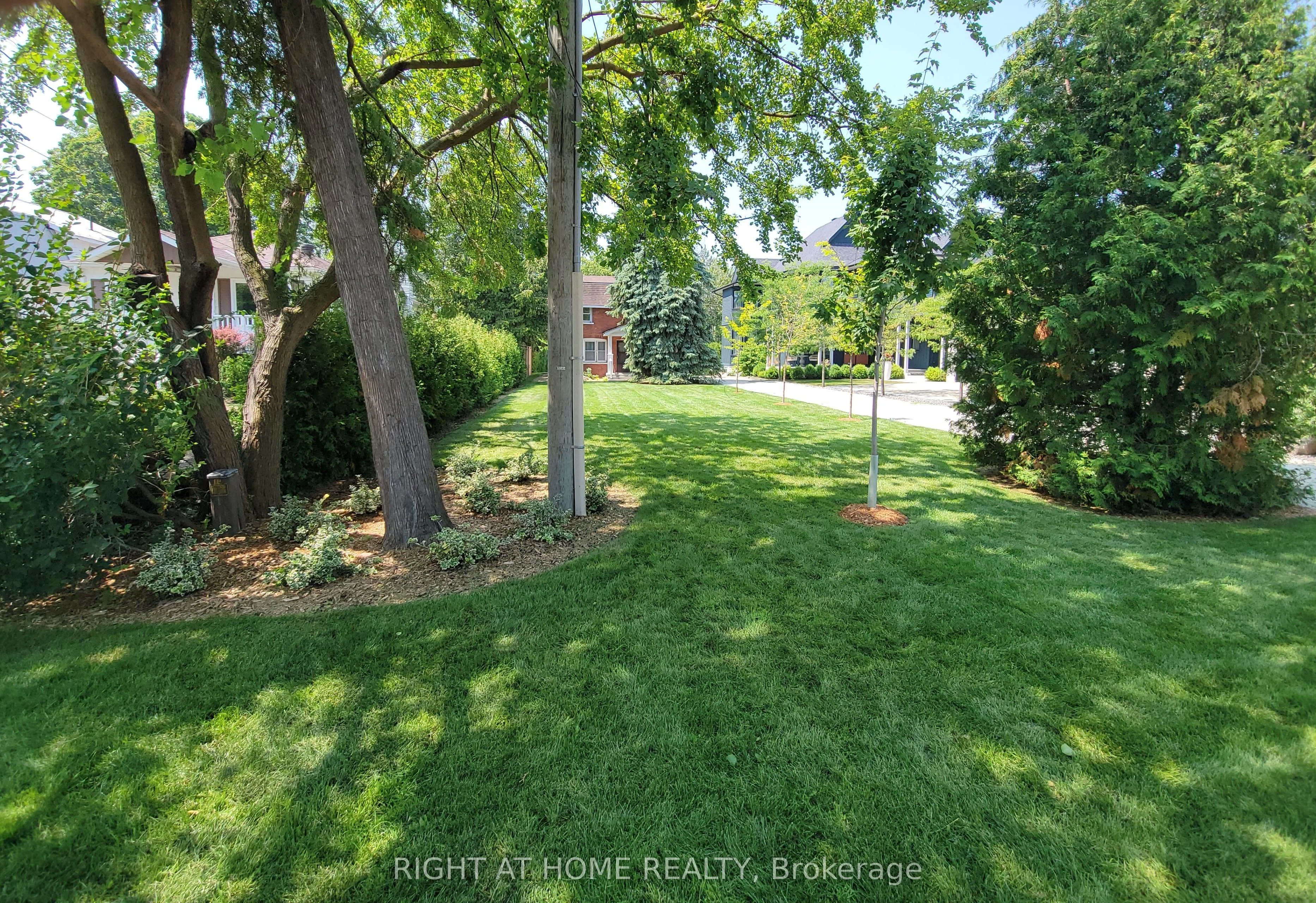 29 Niagara Street S, Collingwood, ON L9W 3X1