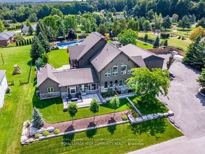 Detached in Springwater