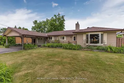 Detached in Springwater