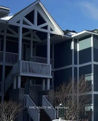 Condo Apartment in Oro-Medonte