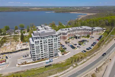 Condo Apartment in Barrie
