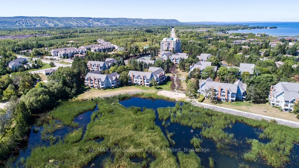 22 Ramblings Way 55, Collingwood, ON L9Y 5C6