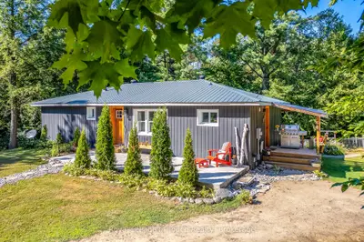 Detached in Tay