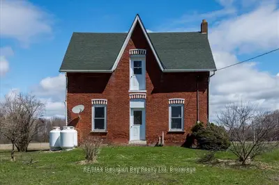 Detached in Tiny