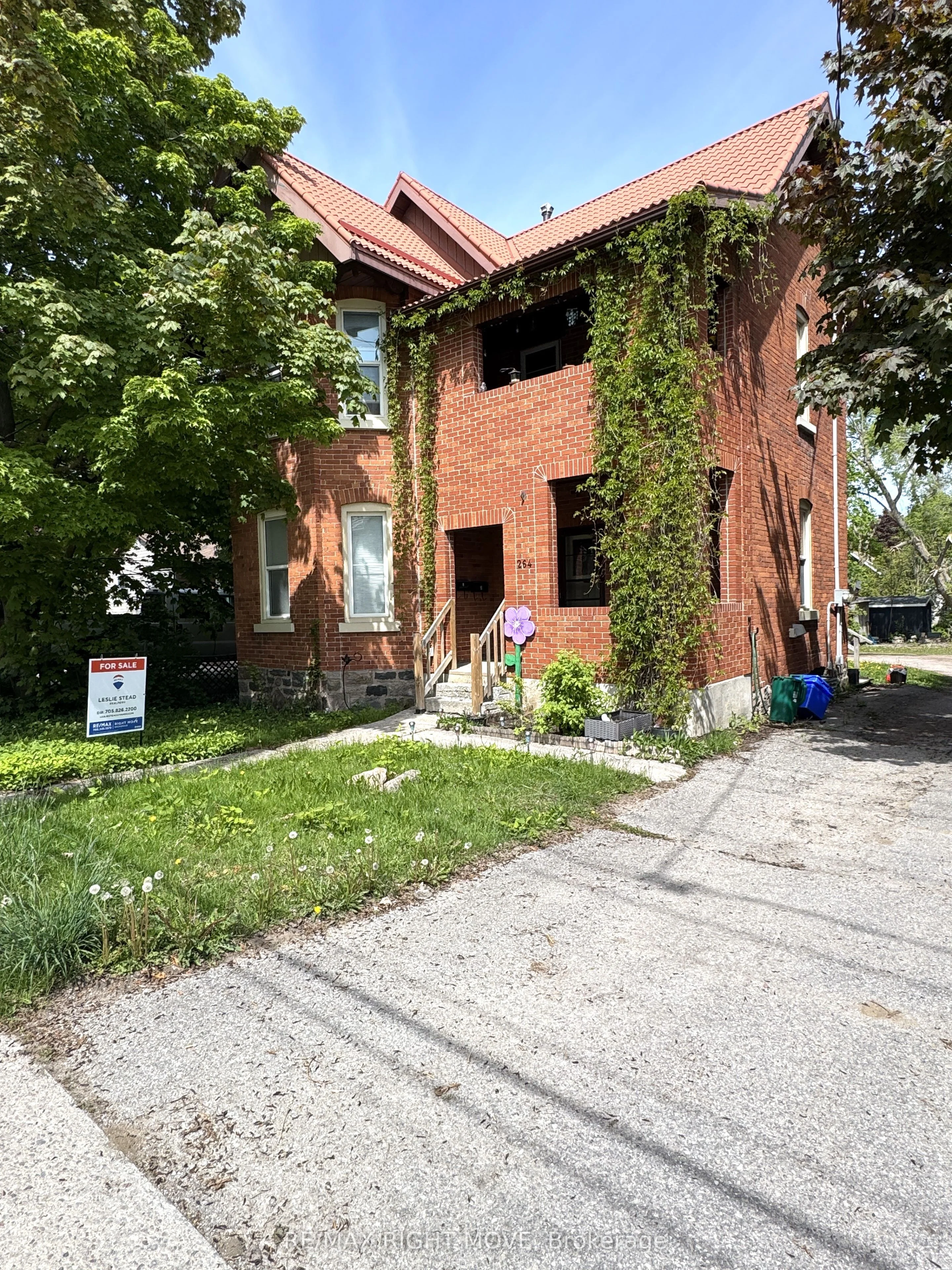 264 Mississaga Street W, Orillia, ON L3V 3B8