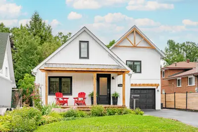 Detached in Orillia