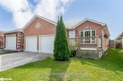 Detached in Barrie