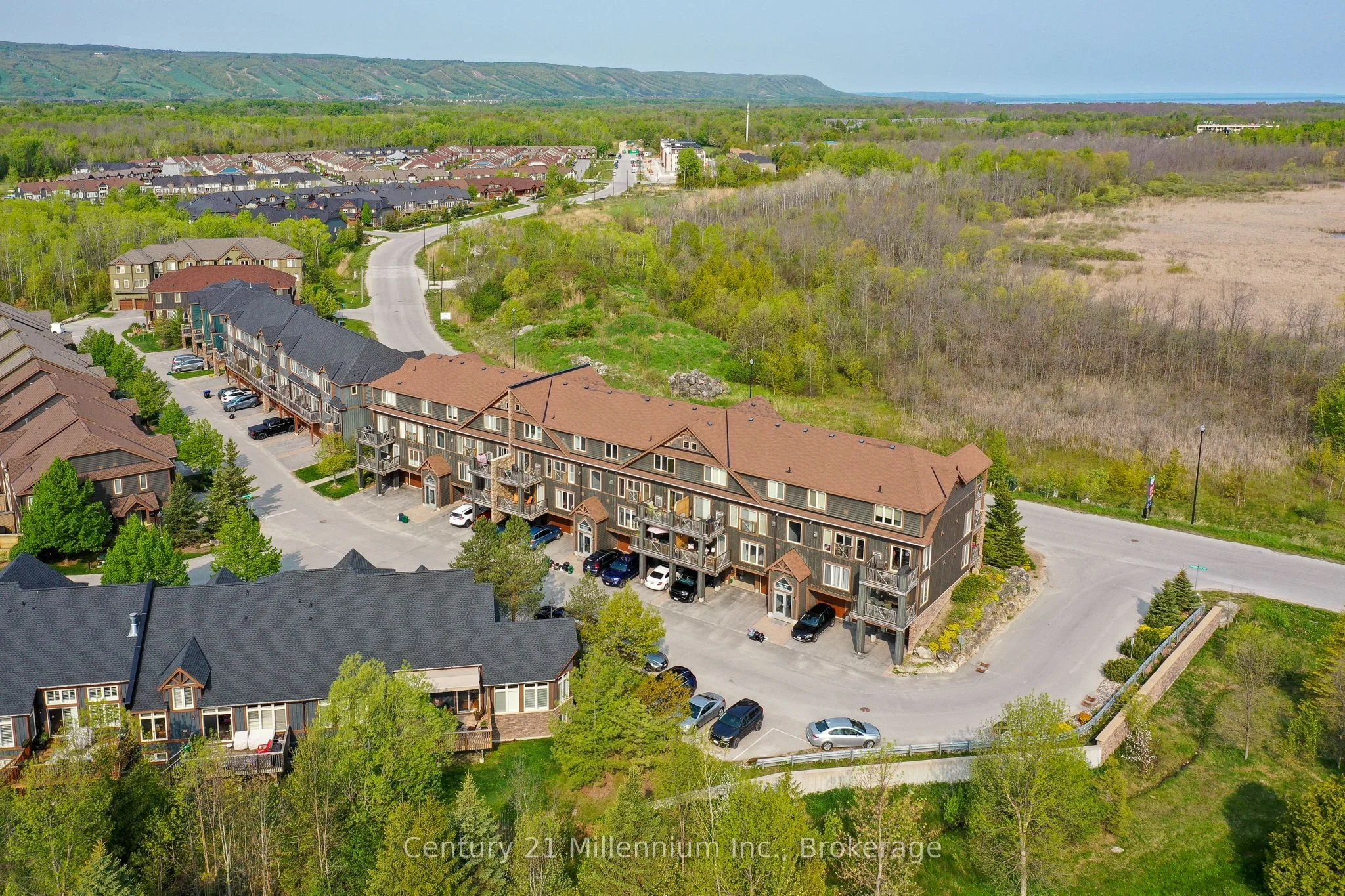 4 Joseph Trail, Collingwood, On L9y 0j2