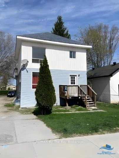 203 George Street, Midland, ON L4R 2W3