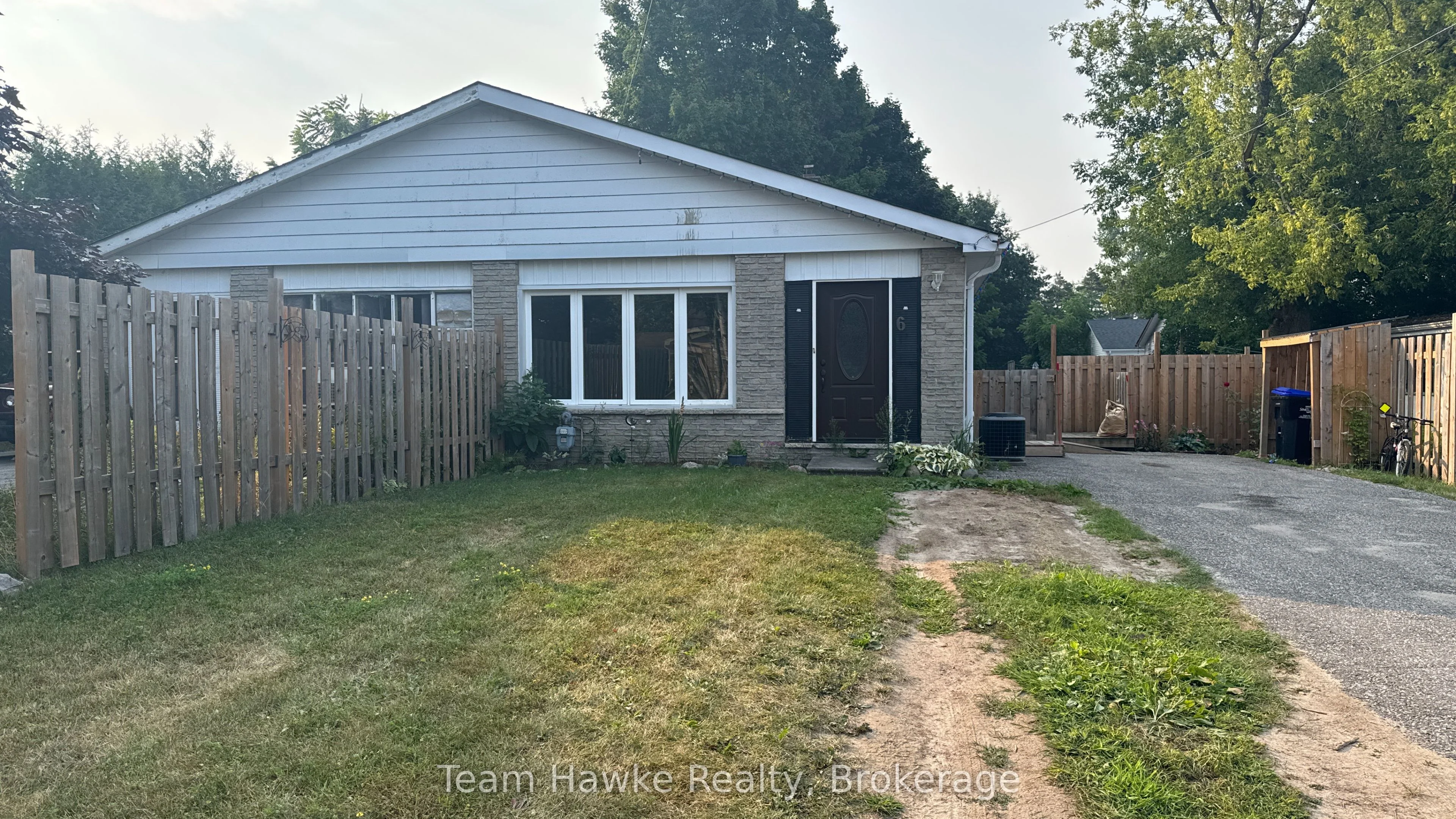 6 Beaumaur Drive, Penetanguishene, ON L9M 1V7