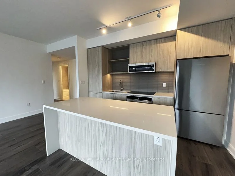 185 Dunlop Street E 621, Barrie, ON L4M 1B2
