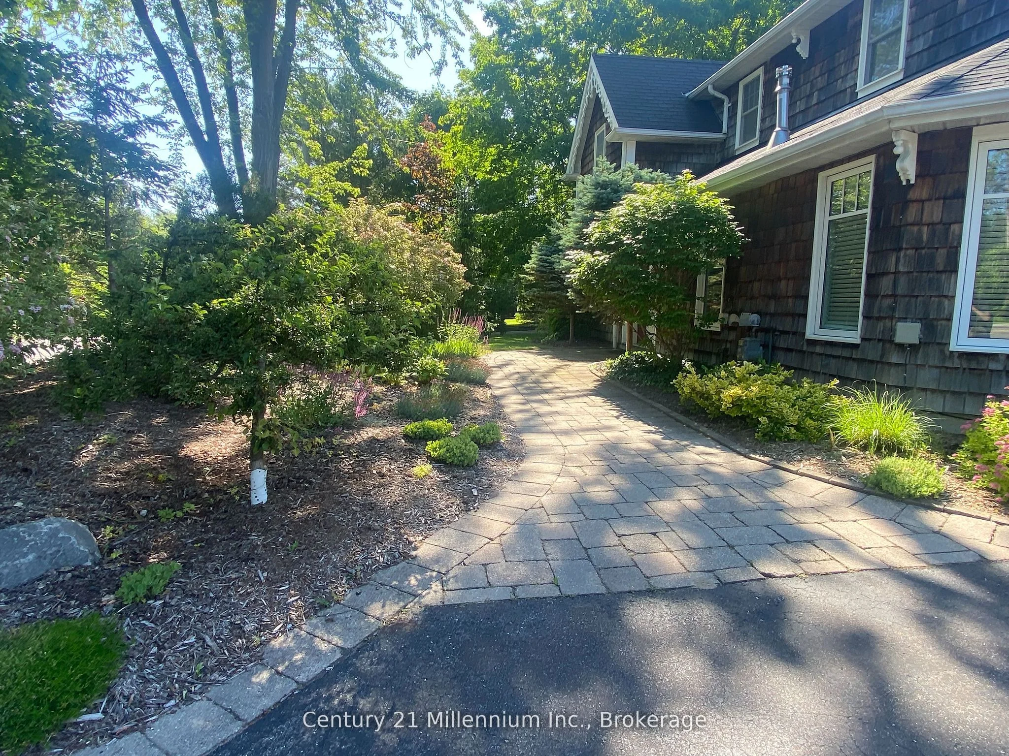 680 Mountain Road, Collingwood, ON L9Y 5G3