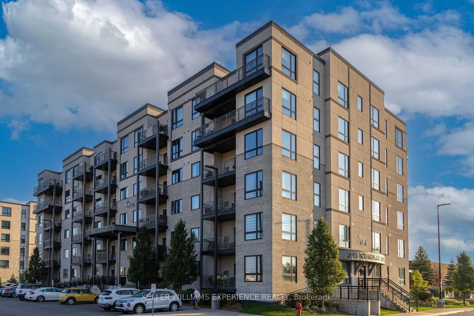 Condo Apartment in Barrie
