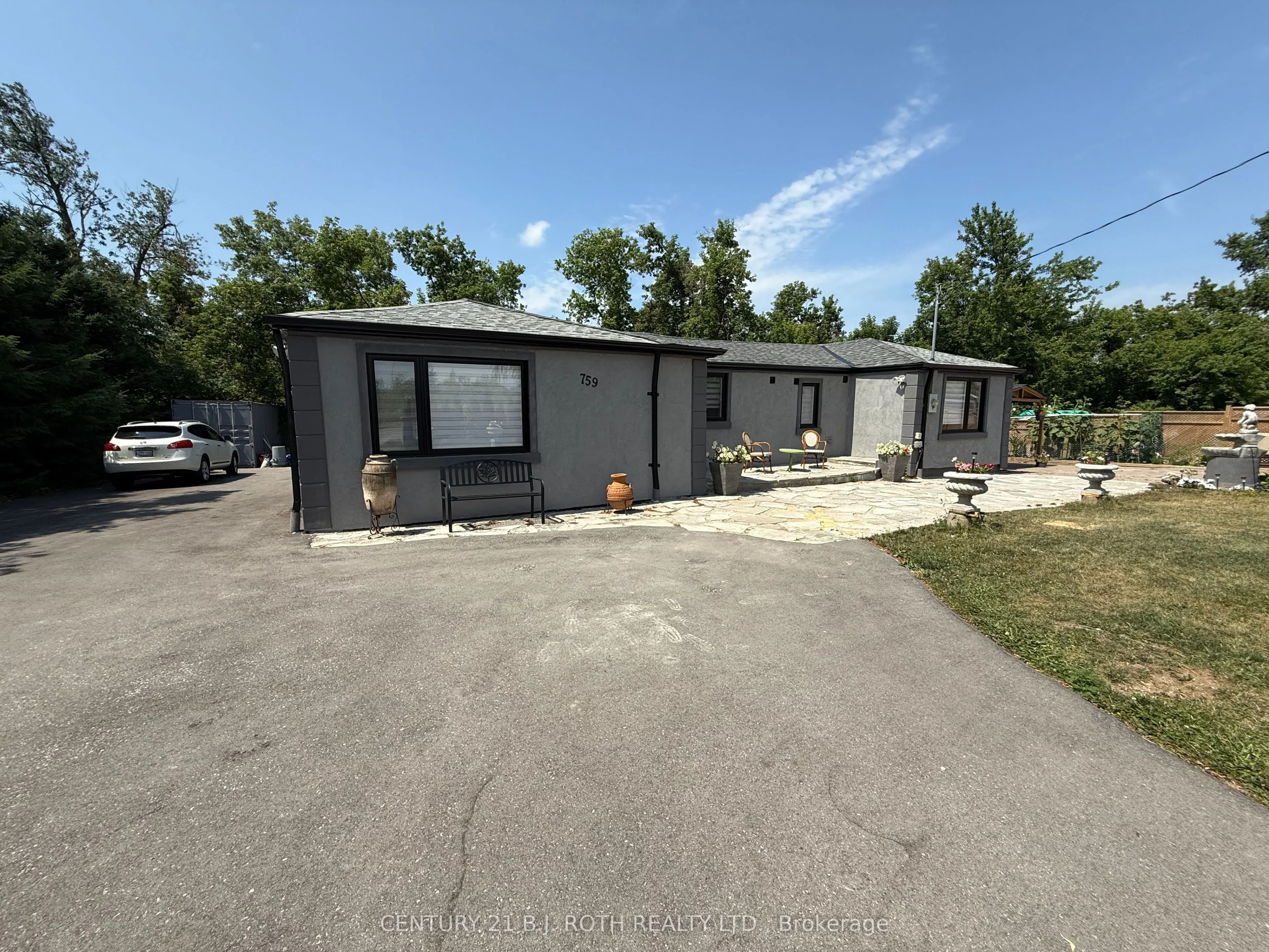 759 Essa Road BASEMENT, Barrie, ON L4N 9G1