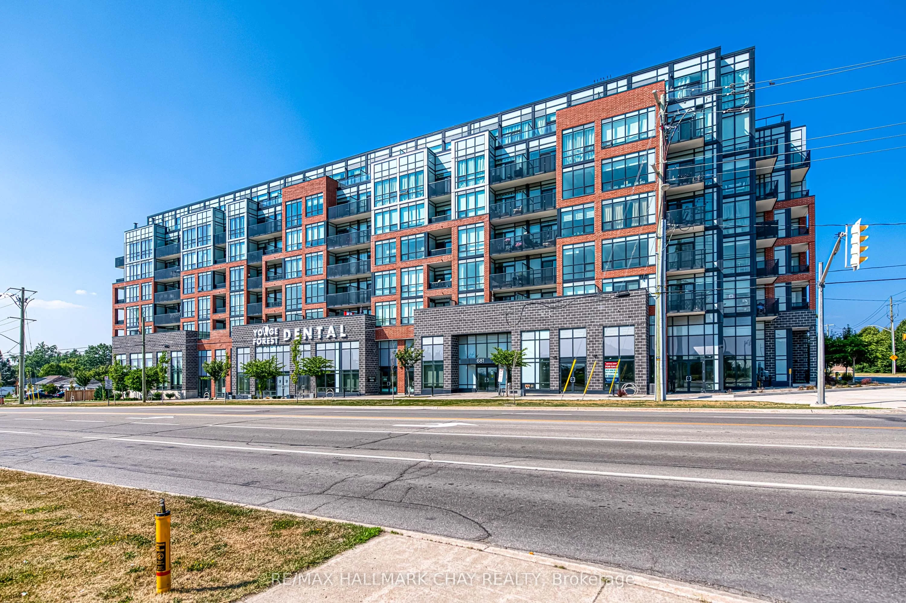 Common Element Condo in Barrie