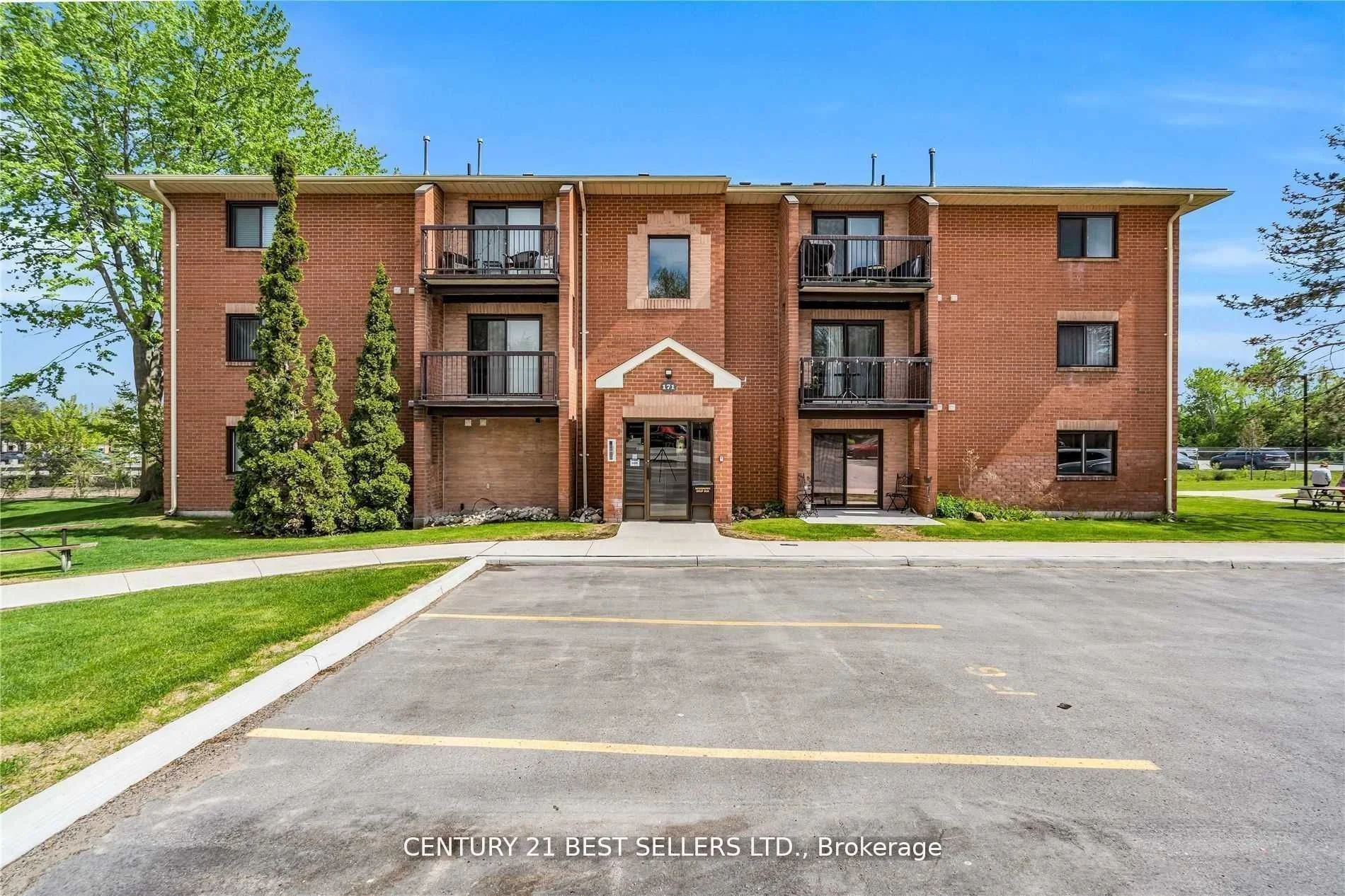 171 Edgehill Drive F3, Barrie, On L4n 1l9