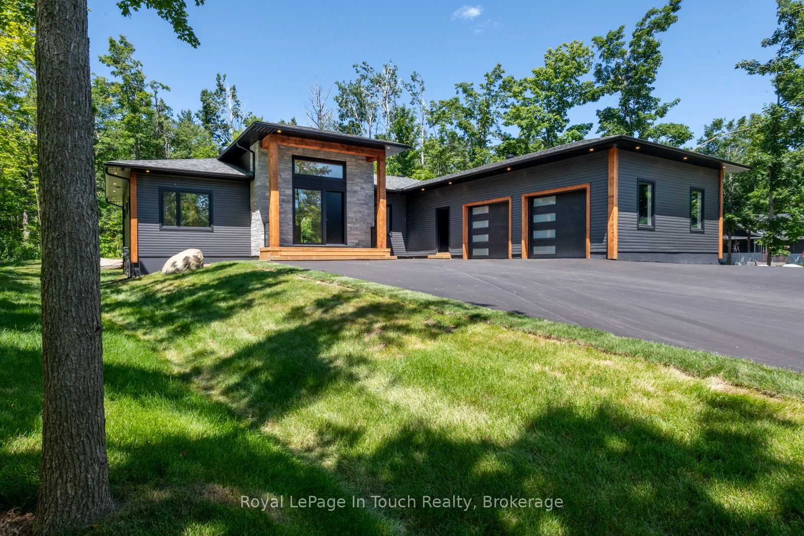 57 Alpine Drive, Oro-medonte, On L0k 1n0