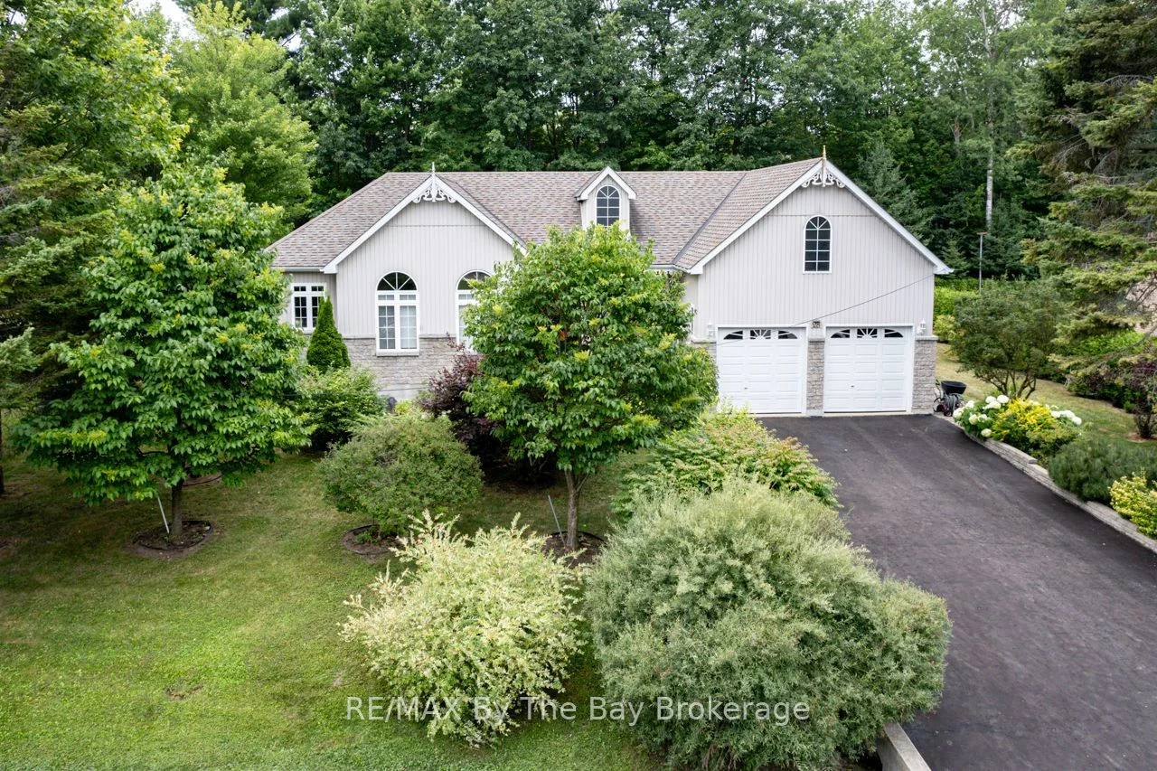 28 Bridlewood Crescent, Wasaga Beach, ON L9Z 1B4
