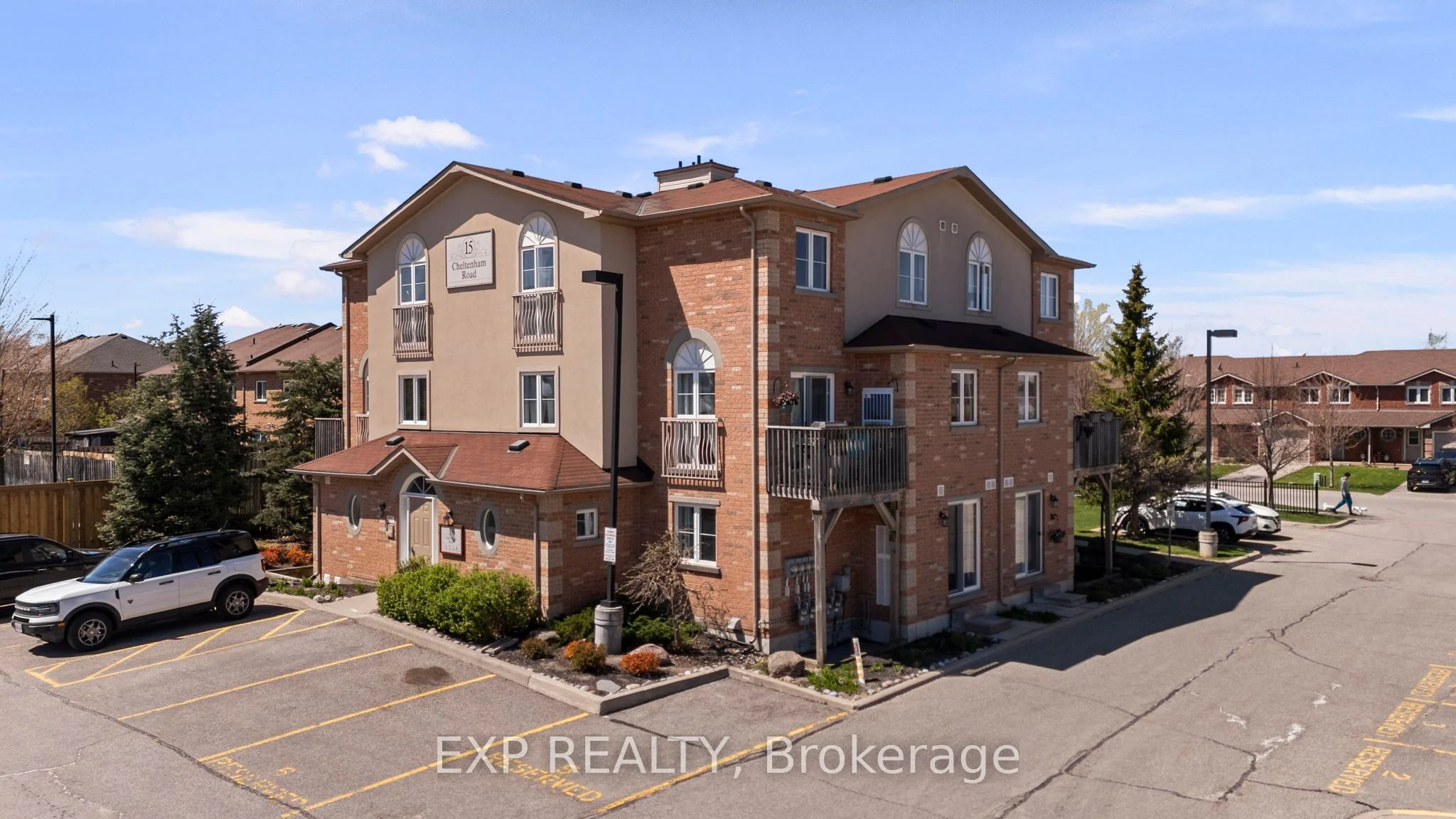 Condo Apartment in Barrie