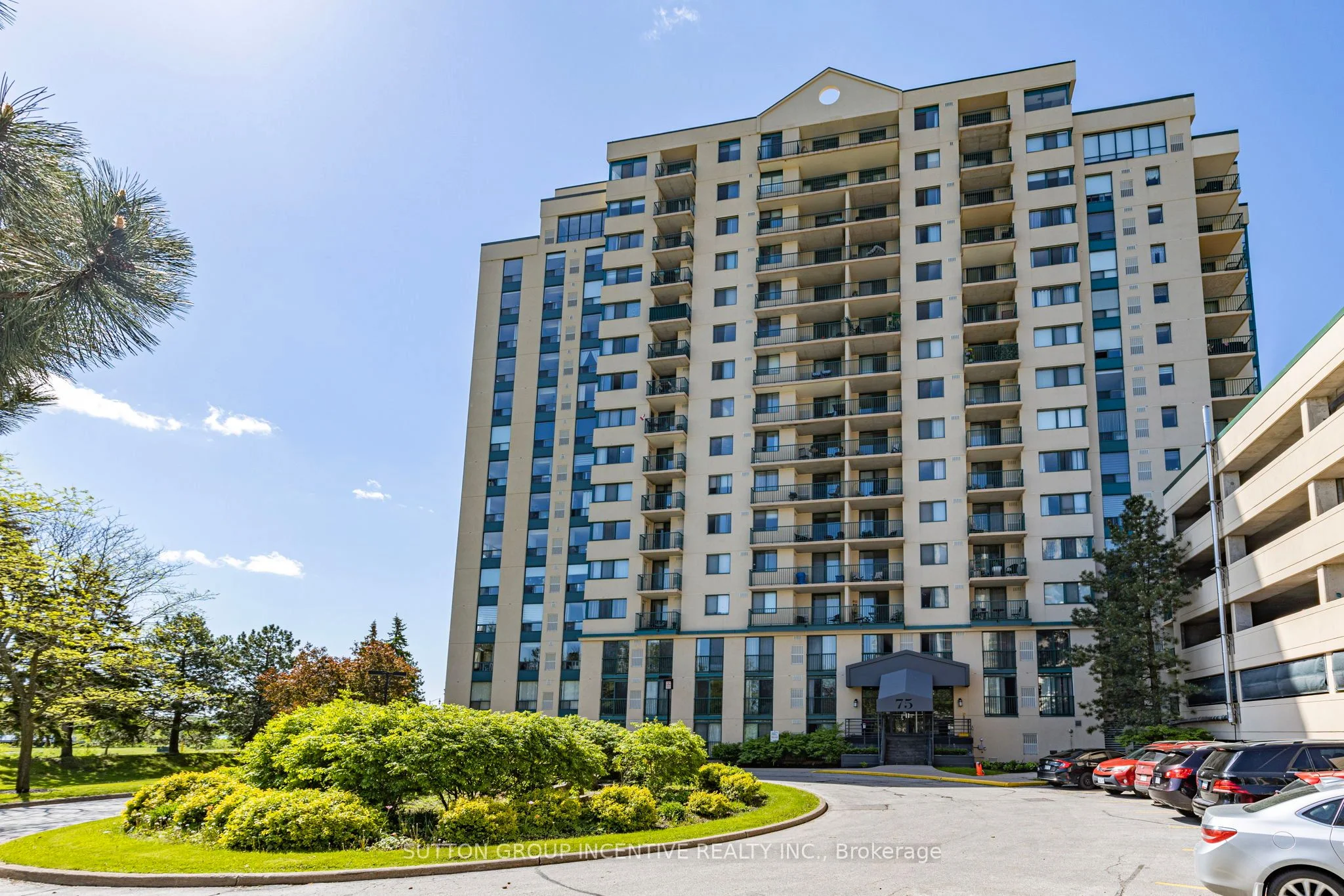75 Ellen Street 710, Barrie, ON L4N 7R6