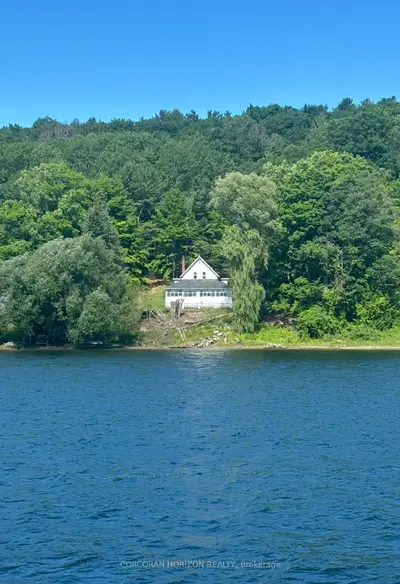 Detached in Penetanguishene