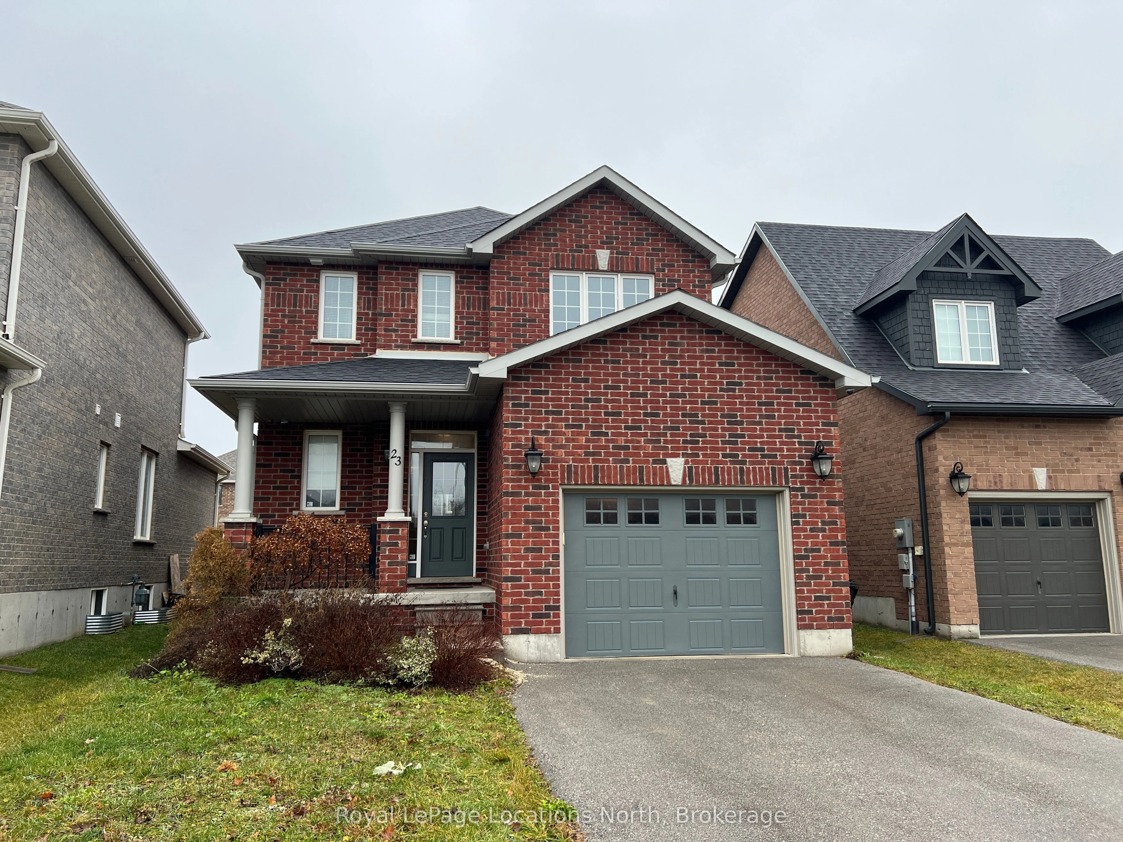 23 LOCKERBIE Crescent, Collingwood, ON L9Y 0Y9