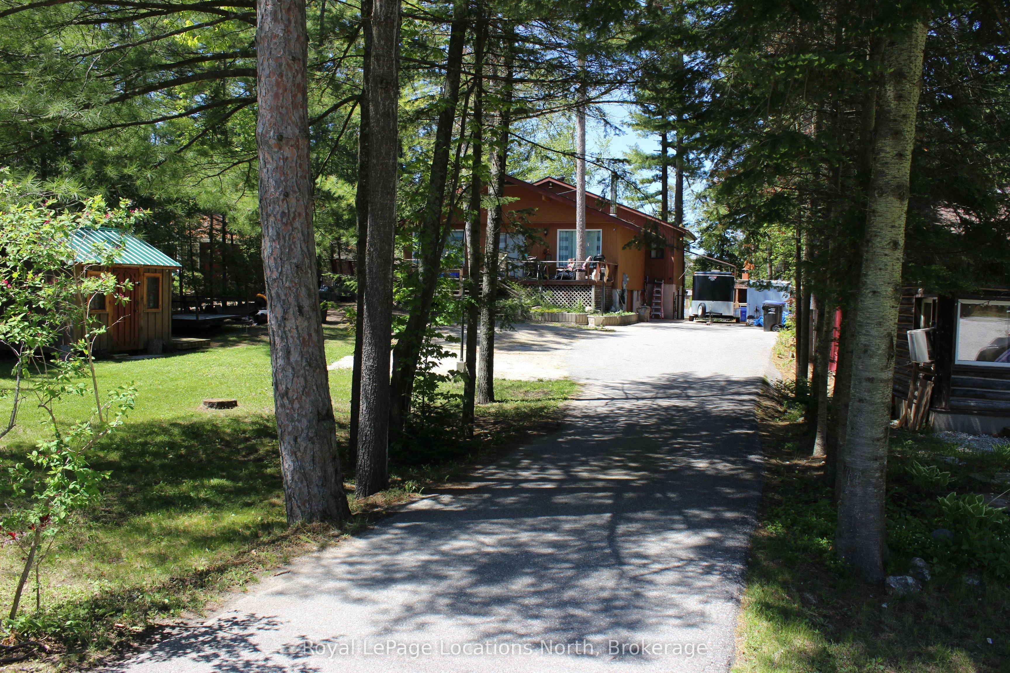30 Earl Street, Wasaga Beach, ON L9Z 2M6