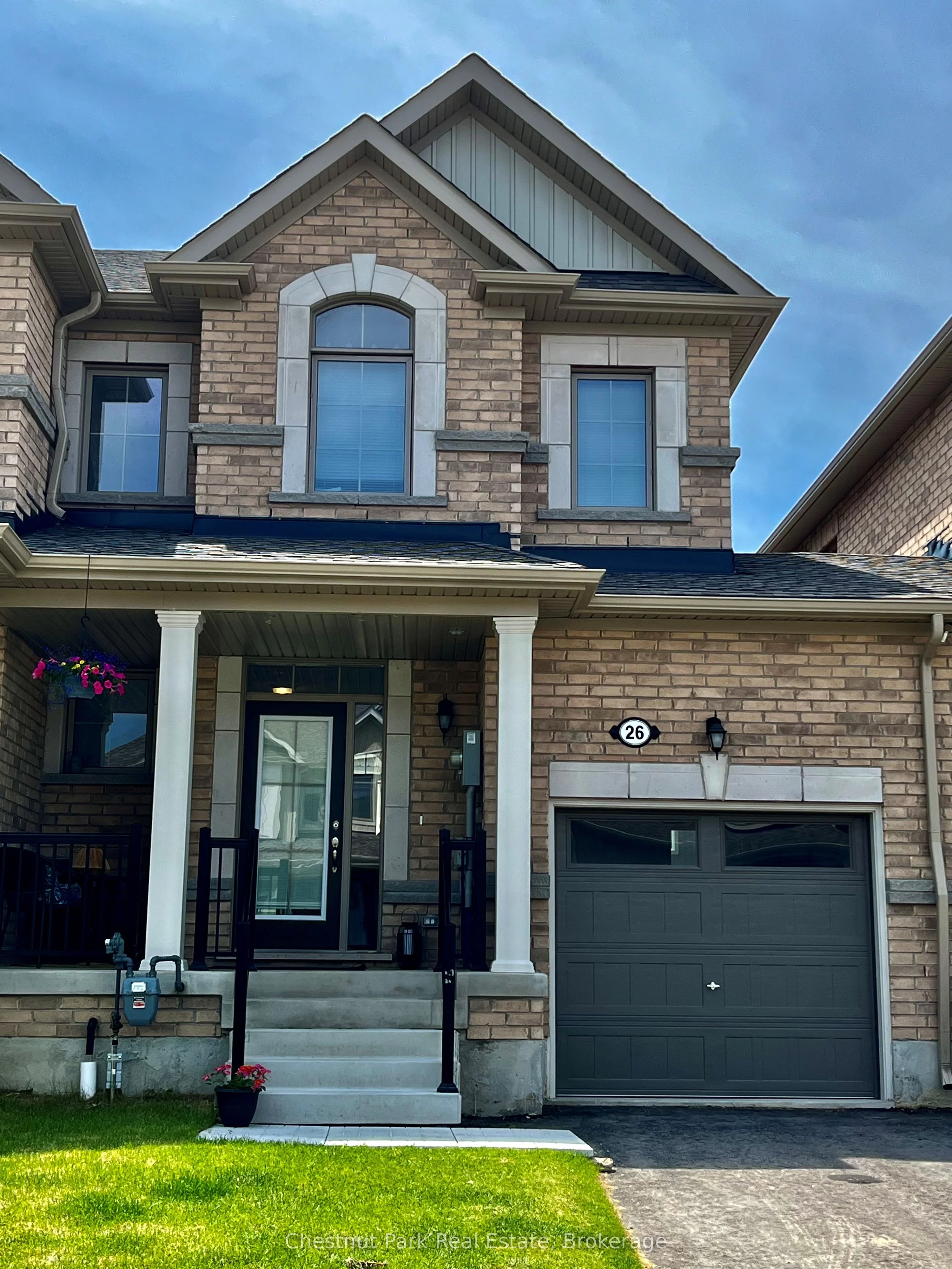 26 Albany Street, Collingwood, On L9y 3w8