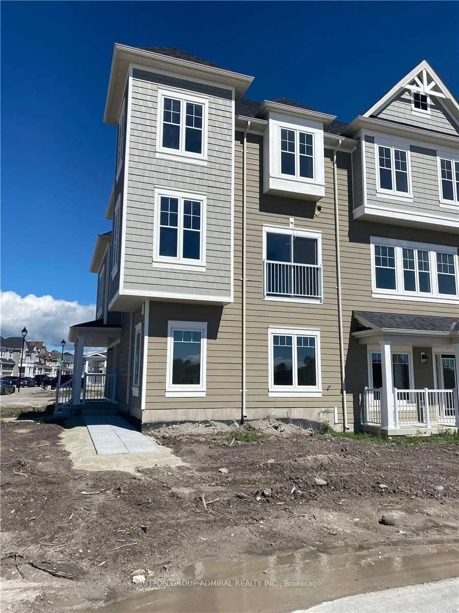 138 Village Gate Drive, Wasaga Beach, ON L9Z 0J7