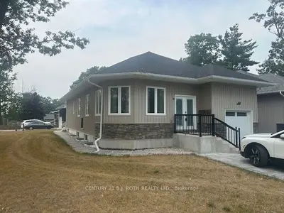 Duplex in Barrie