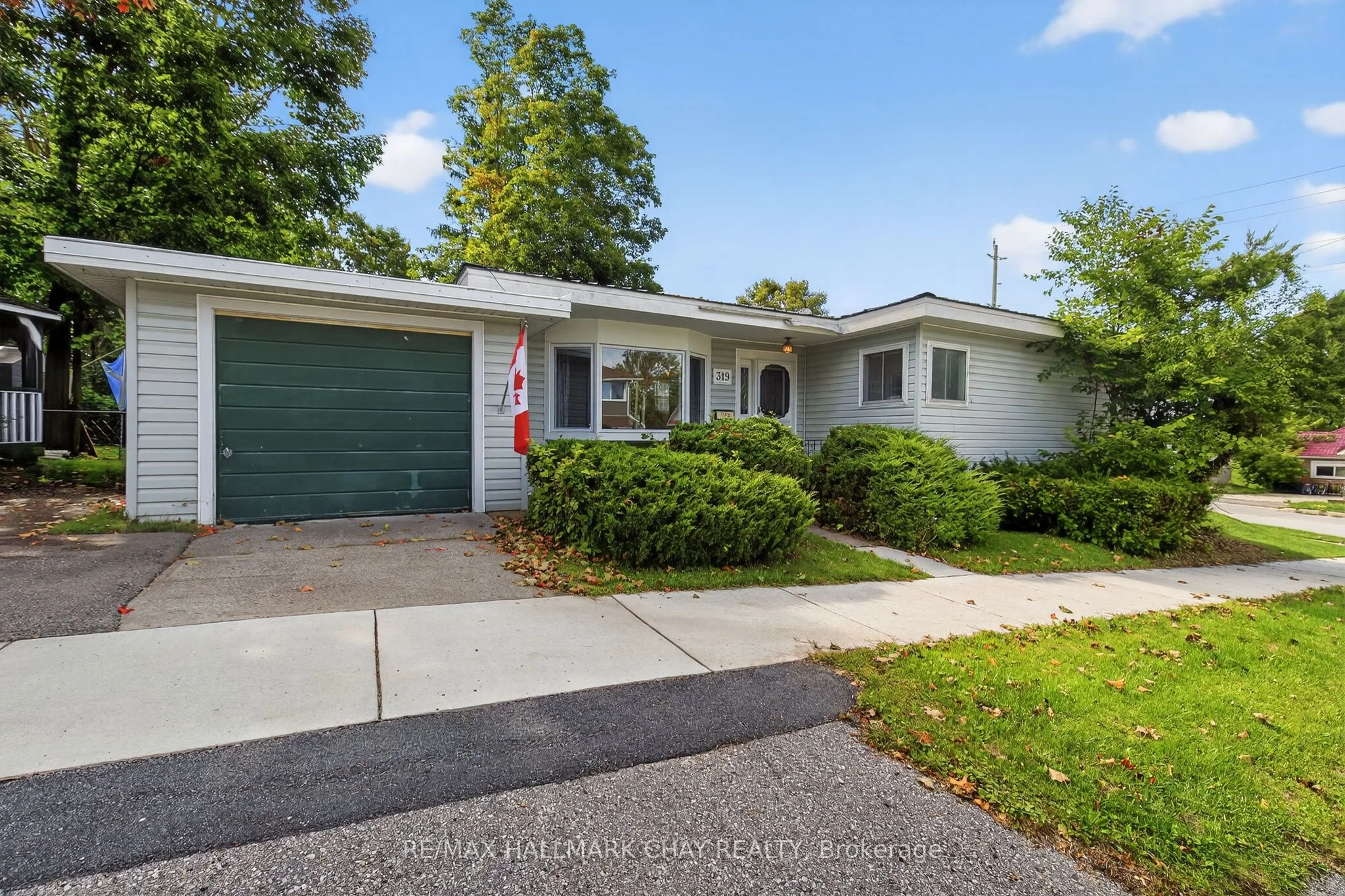 319 Mississaga Street W, Orillia, ON L3V 3C2