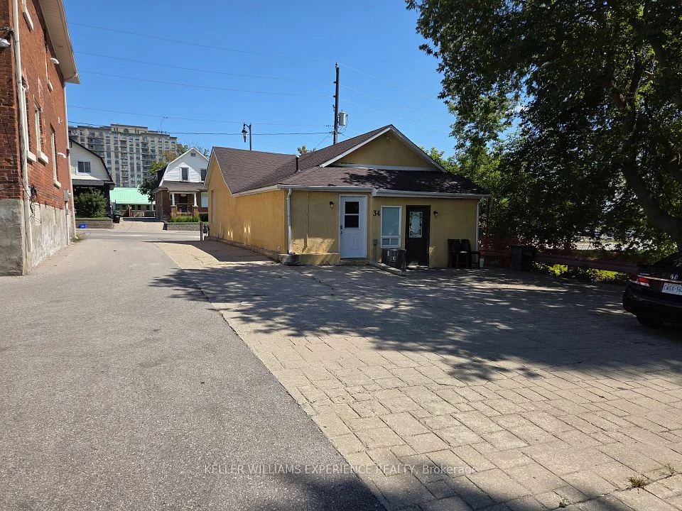 34 Toronto Street BSMT, Barrie, ON L4N 1T9