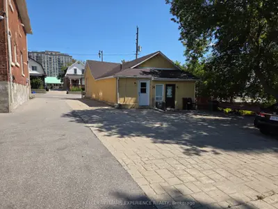 Detached in Barrie