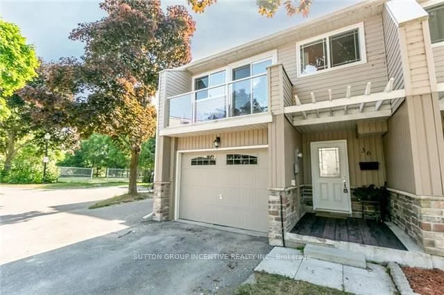 Condo Townhouse in Orillia