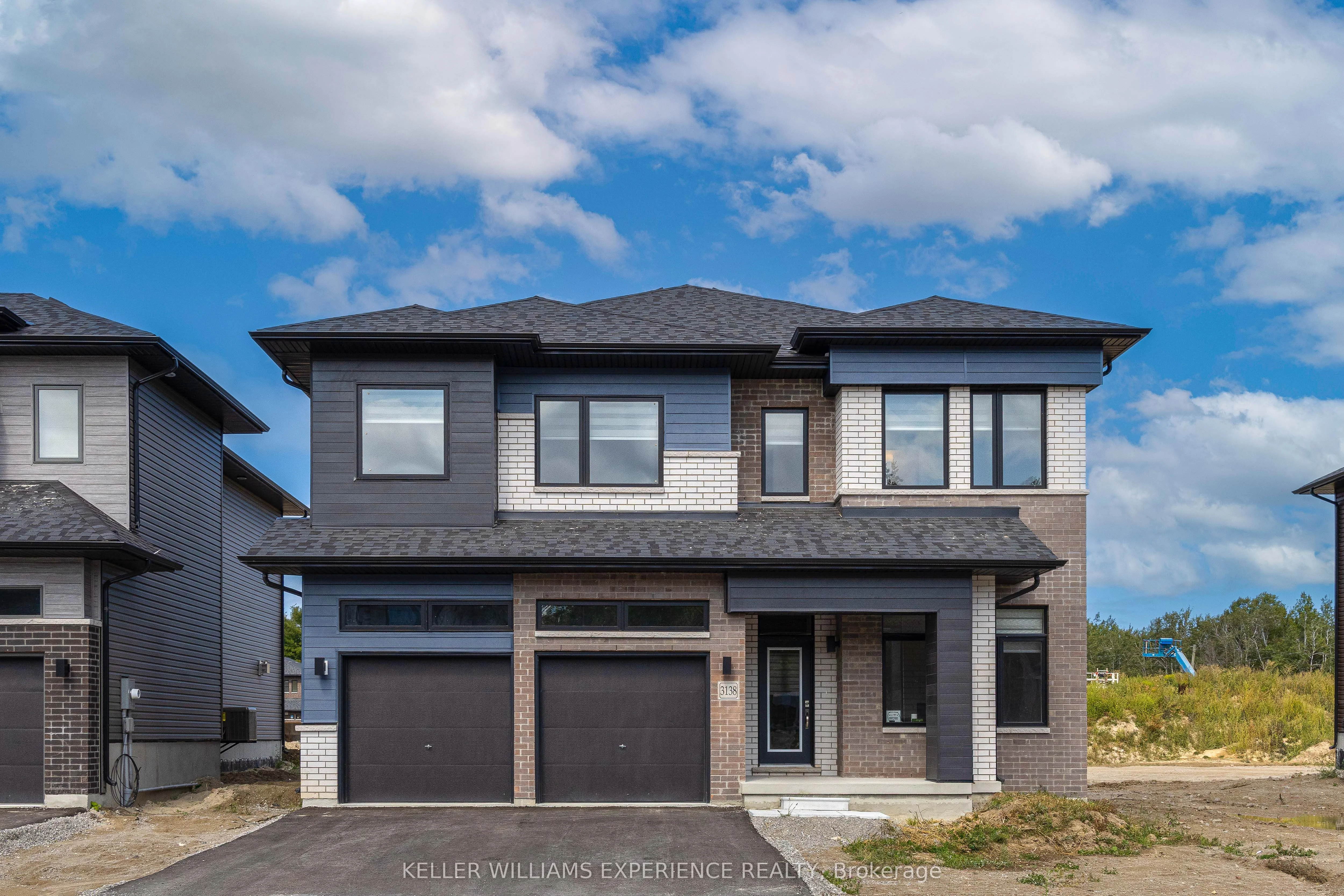 3138 Searidge Street, Severn, ON L3V 0Y4