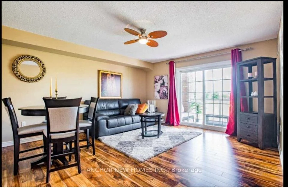 137 Sydenham Wells 14, Barrie, ON L4M 0G7