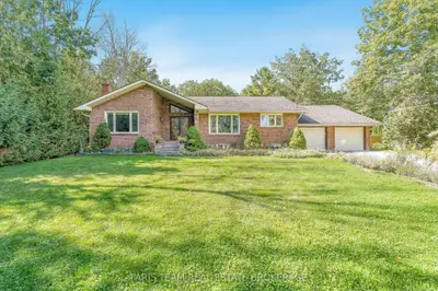 Detached in Tay
