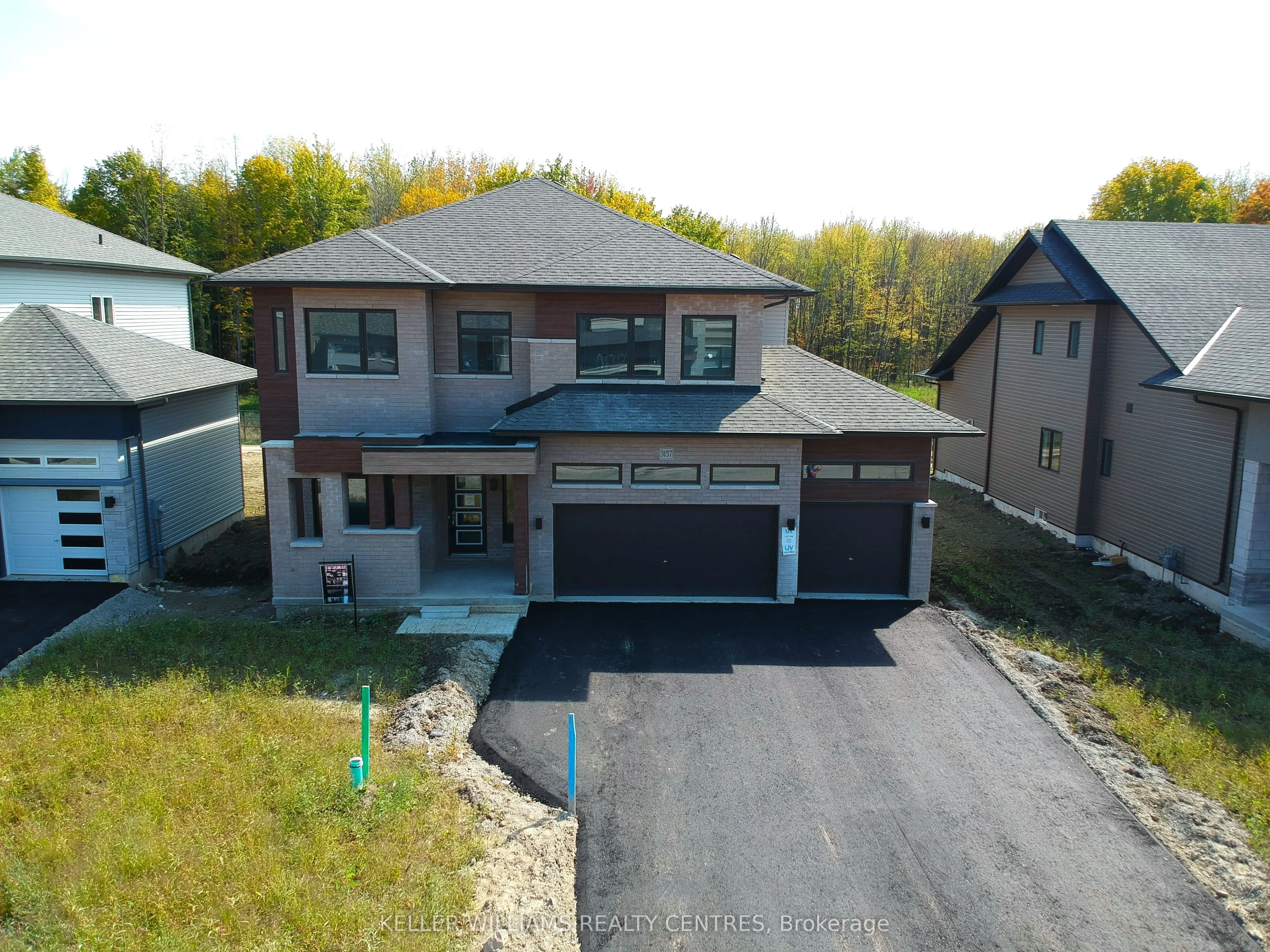 3157 Searidge Street, Severn, On L3v 8r1