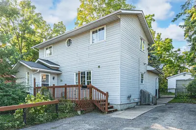 Detached in Barrie