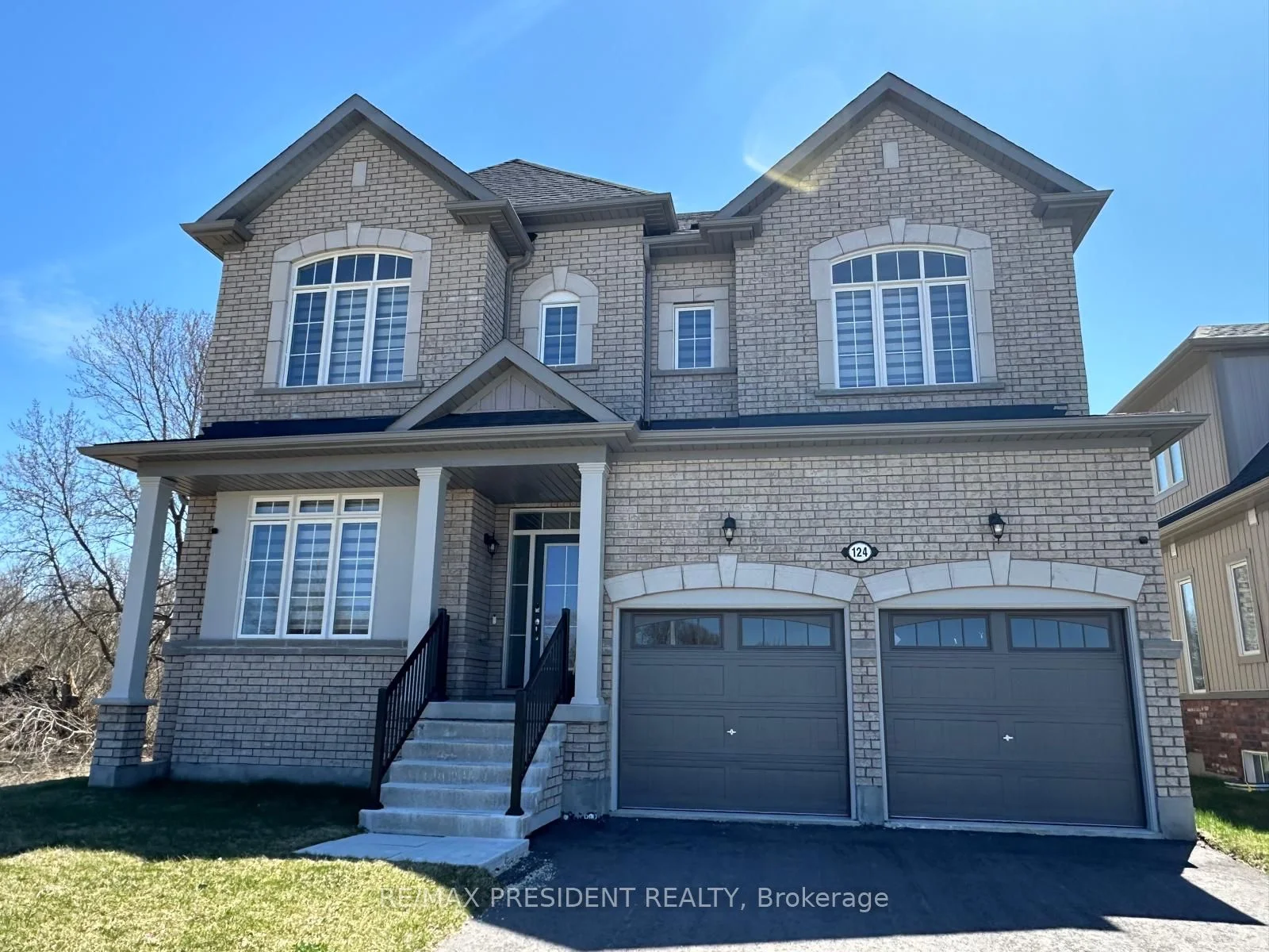 124 Kirby Avenue, Collingwood, On L9y 4c5