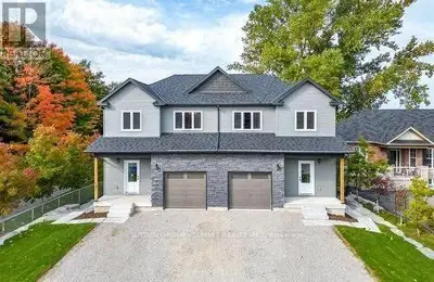 Semi-Detached in Barrie