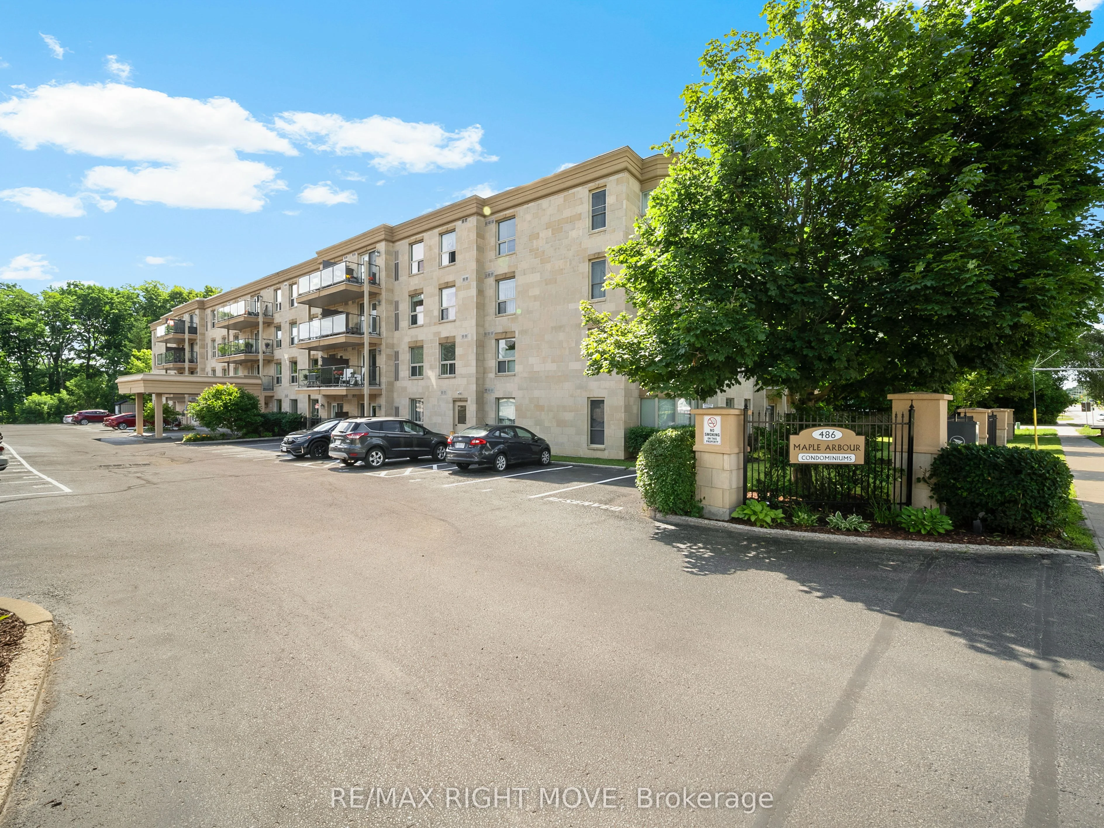 486 LACLIE Street 410, Orillia, ON L3V 4P9