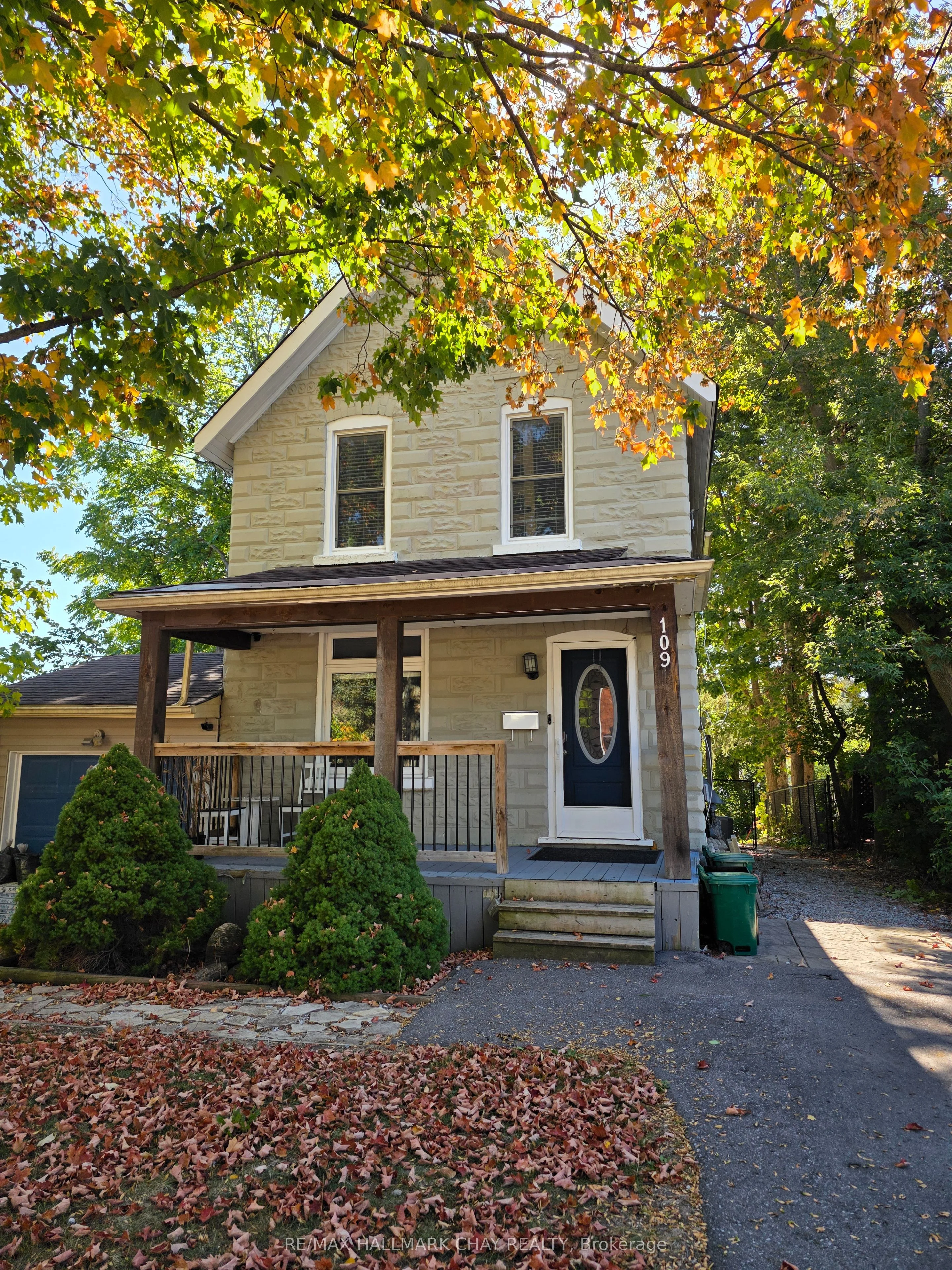 109 Borland Street E, Orillia, ON L3V 2B8