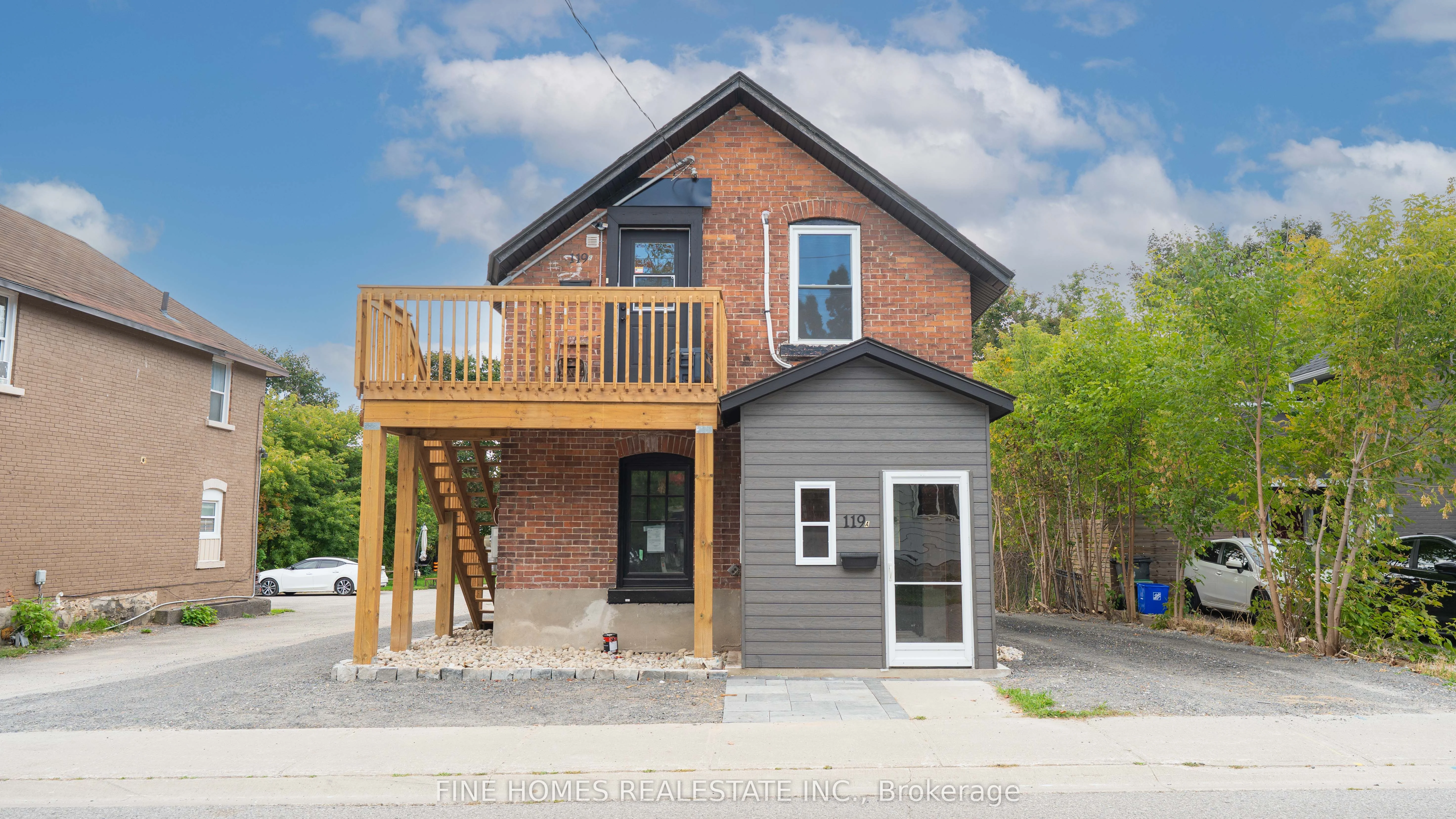119 Albert Street S, Orillia, On L3v 5l1