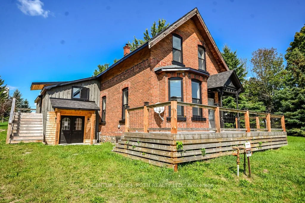 1998 Old Barrie Road E, Oro-Medonte, ON L0L 1T0